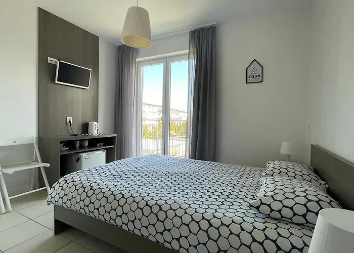 Cicha Проживание в семье